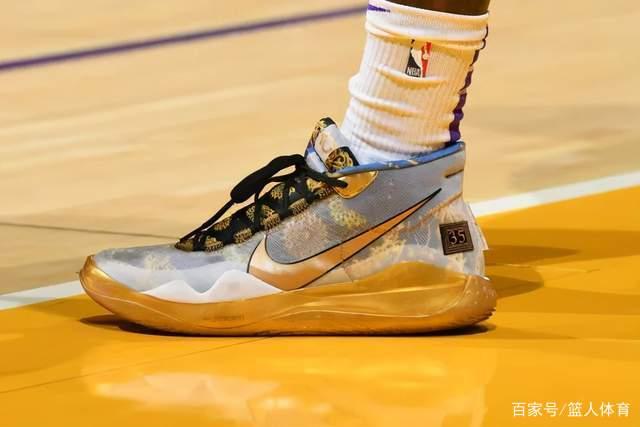 广厦：孙铭徽饱受肩伤困扰 无缘世界杯大名单